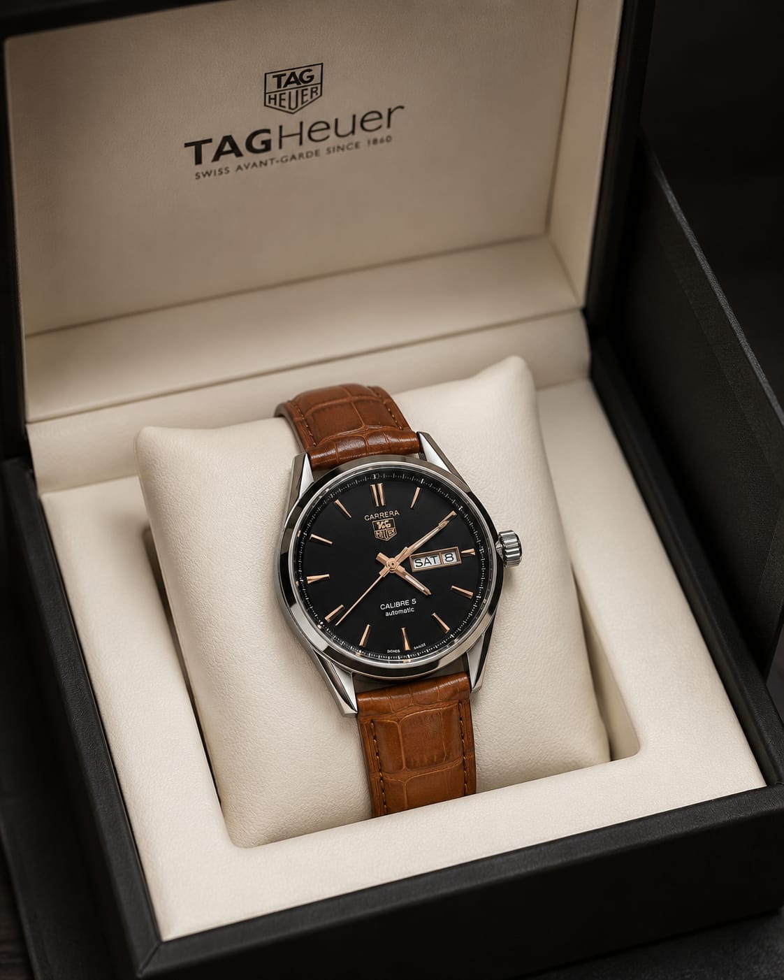 Carrera Calibre 5 Luxury Leather Strap Watch