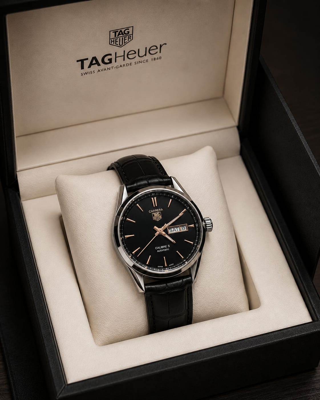 Carrera Calibre 5 Luxury Leather Strap Watch